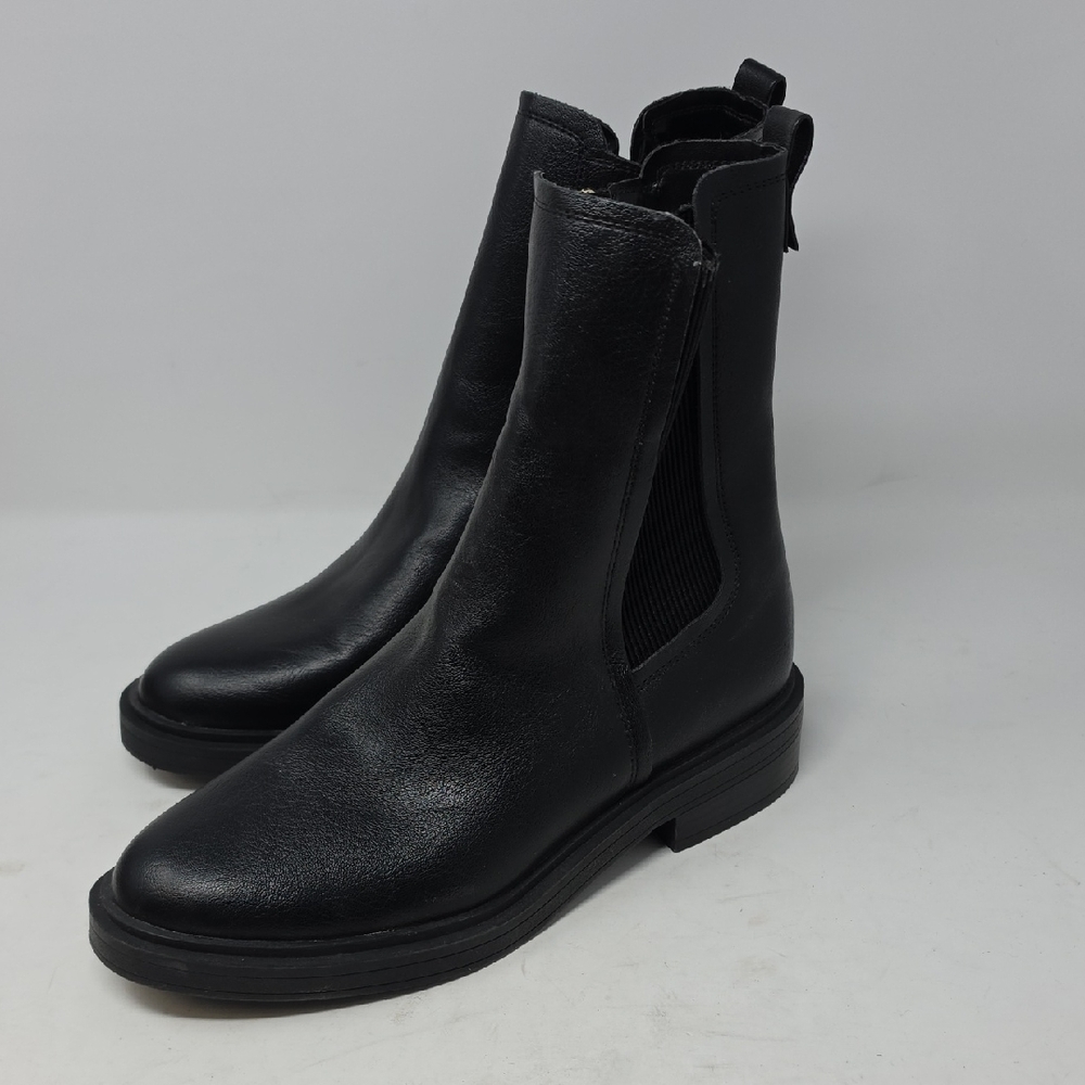 Keneth Cole Reaction Women's Black Chelsea Boots Size 10
